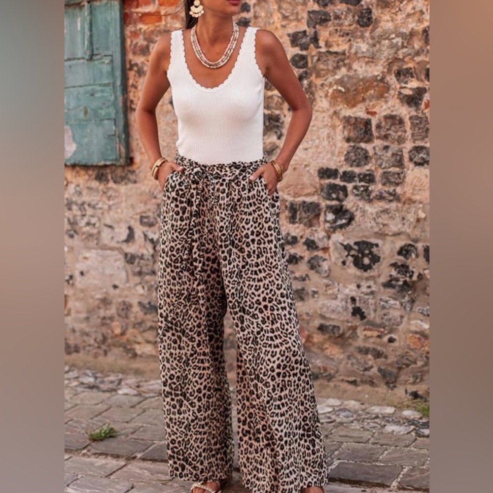 NWT Animal Print Studio 253 Size Small Wide Leg Bells Pants